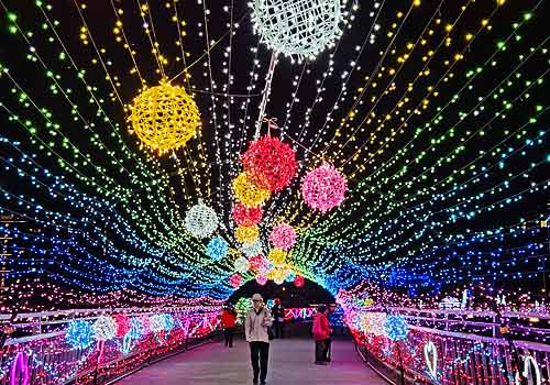 Rome Design Awards Winner - Shunyuxin Optoelectronics Co., Ltd. - Love in New Taipei, love in the Aasta Bridge